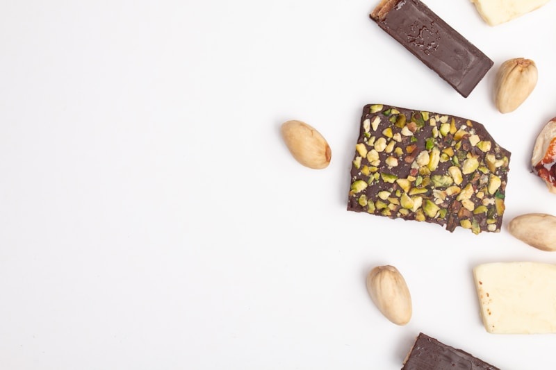 Chocolate Meio Amargo com Pecan